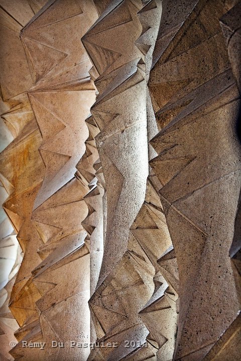 Sagrada Familia details side wall