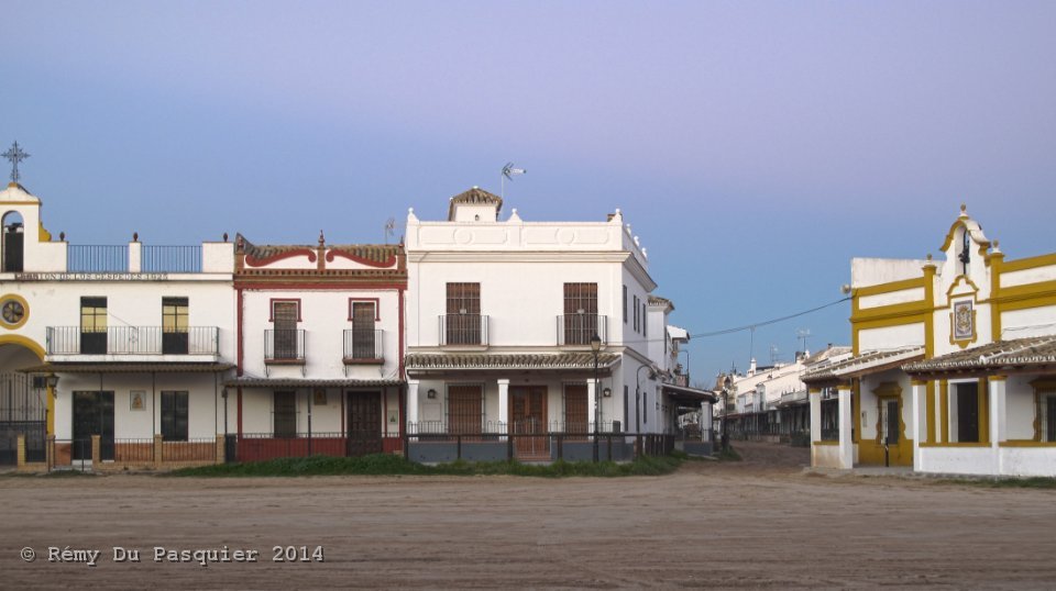 El Rocio, Plaza Acebuchal 2